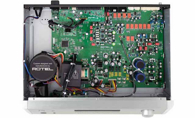 Rotel RC-1572MKII Stereo Preamplifier 内部结构